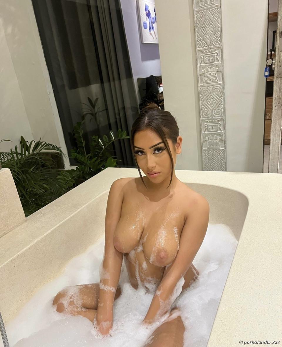 Fotinha de nudes gostosos da novinha linda - Foto 247079